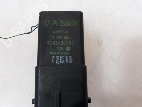 Used Electronic module CITROËN C4 CACTUS 1.6 BlueHDi 100 (99 hp) 9578516