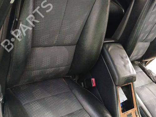 Used Right front seat Right front seat MERCEDES-BENZ M-CLASS (W163) ML 270 CDI (163.113) (163 hp) 36643753 36643753