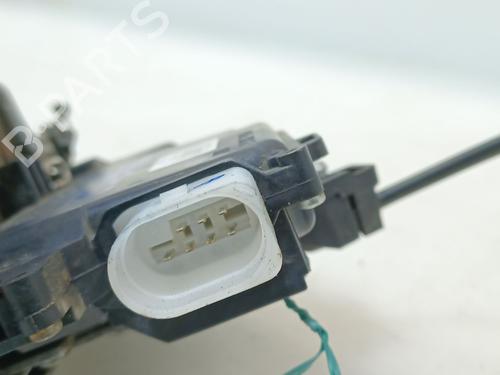 Rear right lock VW TOURAN (1T3) 1.6 TDI | BP31015348C99