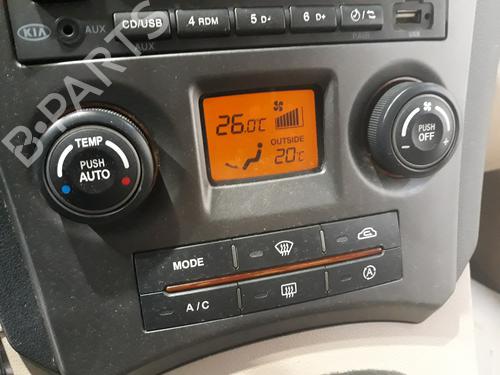 Used Climate control KIA CARENS III MPV (UN) 2.0 CRDi 140 (140 hp) 16865352