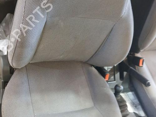 Used Right front seat Right front seat 39100827 39100827