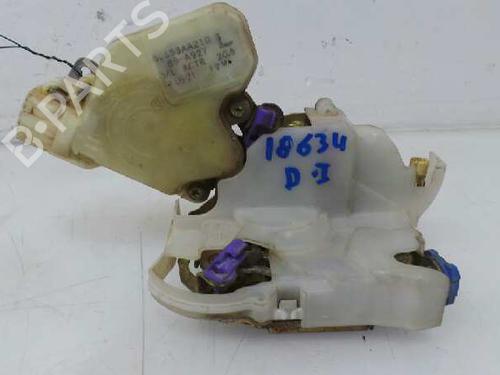 Used Front left lock NISSAN X-TRAIL I (T30) 2.2 Di 4x4 (114 hp) 2799130