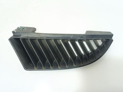 Calandre MITSUBISHI COLT VI (Z3_A, Z2_A) 1.5 DI-D (Z39A) (95 hp) 31306462