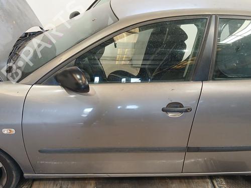 Used Left front door Left front door 39559938 39559938