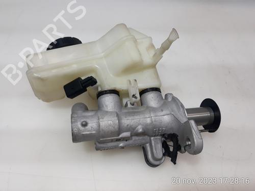 Used Brake master cylinder VW POLO VI (AW1, BZ1, AE1) 1.0 TSI (95 hp) 17684044