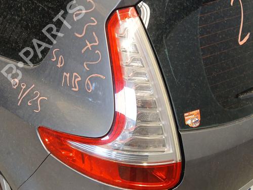 Used Left taillight RENAULT GRAND SCÉNIC III (JZ0/1_) 1.5 dCi (JZ09, JZ0D, JZ10, JZ14, JZ1G, JZ29, JZ2C) (110 hp) 30872704