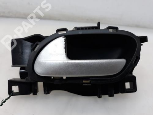 Used Front left interior door handle Front left interior door handle PEUGEOT 207 (WA_, WC_) 1.4 (73 hp) 6995027 6995027