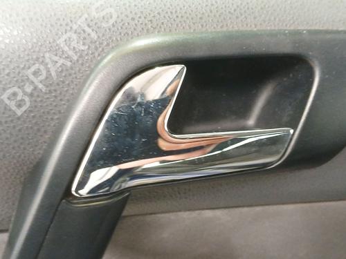 Used Rear left interior door handle VW POLO (9N_, 9A_) 1.4 16V (80 hp) 26958776