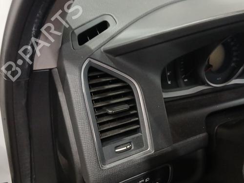 air-vent-volvo-xc60-i-suv-156-2008-2009-2010-2011-2012-2013-2014-2015-2016-2017-2018-36805370 main image