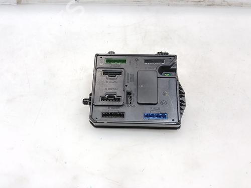 Used Fuse box Fuse box RENAULT MEGANE III Coupe (DZ0/1_) 1.5 dCi (DZ0B) (106 hp) 39722452 39722452