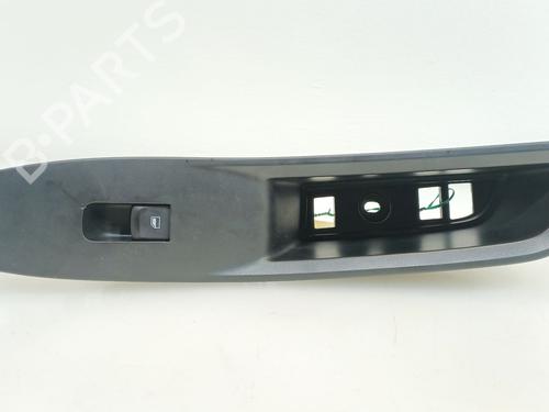 Used Right front window switch MG MG ZS SUV 1.5 VTi (106 hp) 26548662