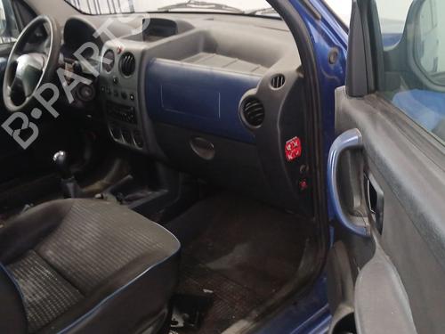 Right front fog light PEUGEOT PARTNER MPV (5_, G_) 1.6 HDi 90 | BP32092152C31 