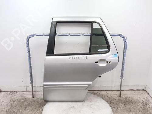Dør venstre bagtil Dør venstre bagtil MERCEDES-BENZ M-CLASS (W163) ML 270 CDI (163.113) (163 hp) 34341170 34341170