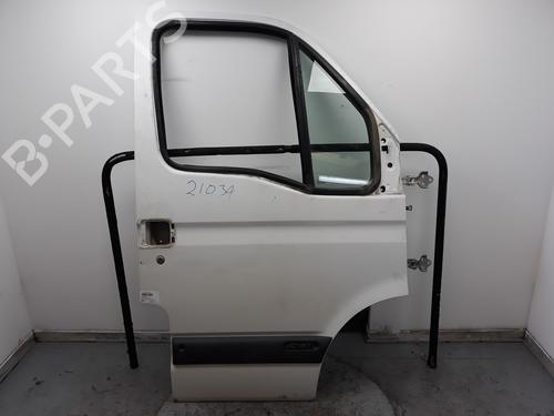 Used Right front door NISSAN INTERSTAR Van (X70) dCi 120 (120 hp) 8417802