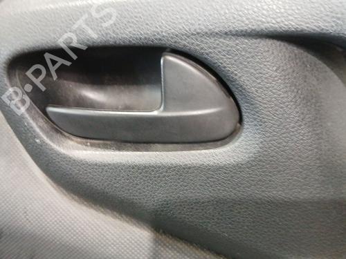 Used Front right interior door handle Front right interior door handle 37068297 37068297