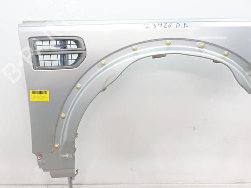 Used Right front fenders LAND ROVER DISCOVERY III (L319) 2.7 TD 4x4 (190 hp) 27340483
