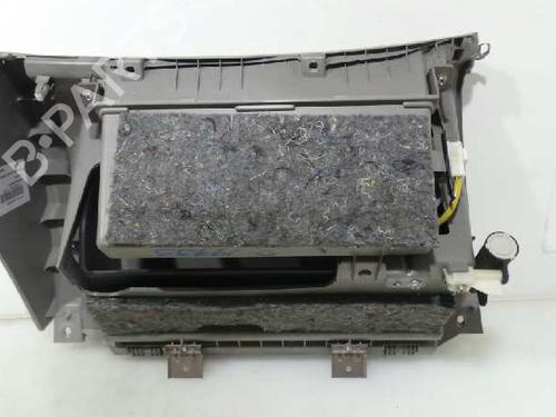 Glove box MITSUBISHI GRANDIS (NA_W) 2.0 DI-D (NA8W) | BP4621232C95 