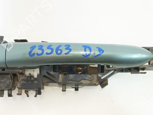 Front right exterior door handle RENAULT MEGANE II Saloon (LM0/1_) 1.5 dCi (LM0F, LM0T, LM2B) 7701474437 | 8200028464