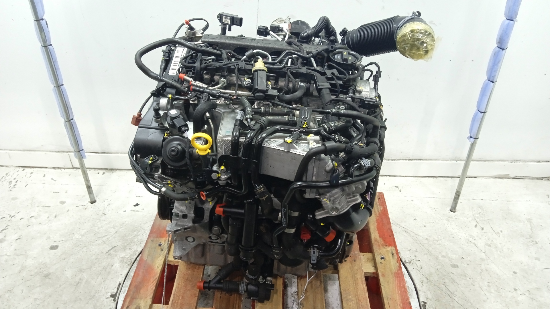 Moteur VW SHARAN 7N1 7N2 2 0 TDI 22222853 B Parts moteur-vw-sharan-7n1-7n2-2-0-tdi-22222853-b-parts
