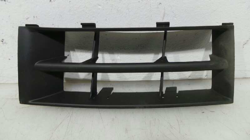 Front grille SKODA FELICIA I (6U1) 1.3 2217698 | B-Parts