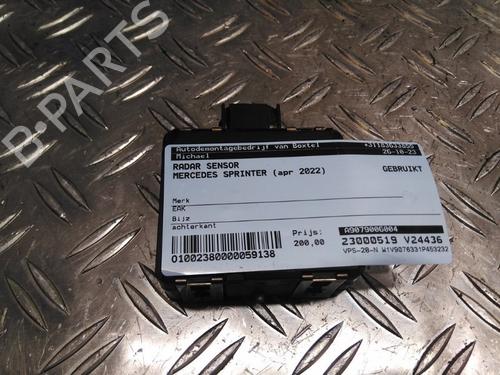 Used Electronic sensor Electronic sensor MERCEDES-BENZ SPRINTER 3,5-t Van (B907, B910) 317 CDI RWD (907.631, 907.633, 907.635, 907.637) (170 hp) 26042011 26042011