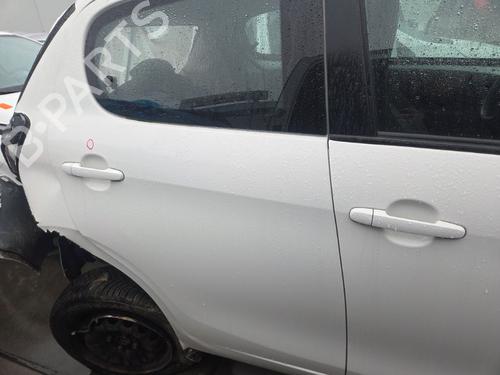 Used Right rear door PEUGEOT 108 1.0 VTi (69 hp) 32404411