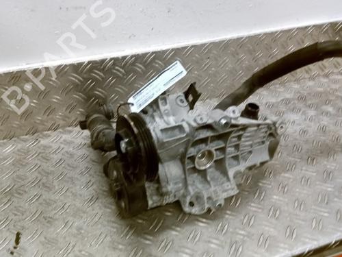 Used Auxiliary water pump BMW 3 Touring (G21, G81) 330 i (258 hp) 26046955