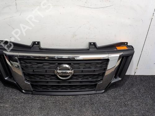 Used Grille Grille 37153974 37153974