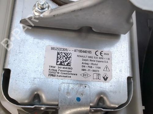 Instrumentbræt RENAULT TWINGO III (BCM_, BCA_) 1.0 SCe 70 | BP26043352C46 