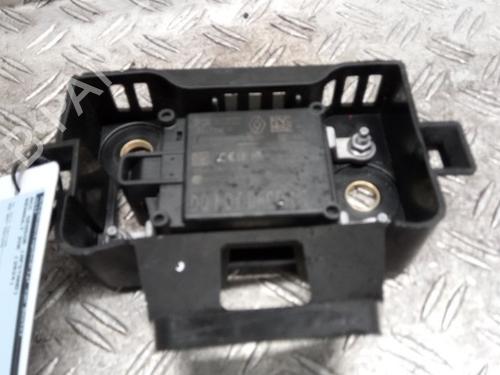 electronic-sensor-renault-zoe-hatchback-van-bfm_-2019-26045494 main image