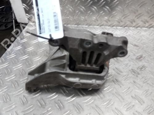 Used Engine mount PEUGEOT EXPERT Van (V_) 1.6 BlueHDi 95 (95 hp) 26045170