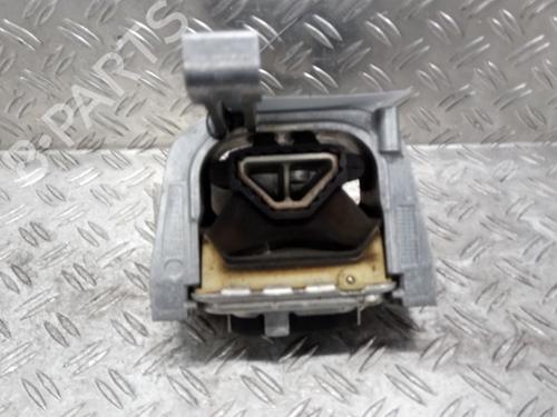 Used Engine mount VW POLO VI (AW1, BZ1, AE1) 1.6 TDI (95 hp) 26045413