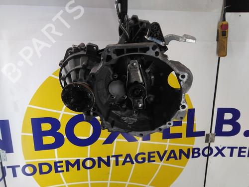 Used Gearbox SKODA OCTAVIA III Combi (5E5, 5E6) 1.6 TDI (115 hp) 26042095