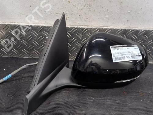 left-mirror-renault-megane-e-tech-suv-2021-26722199 main image