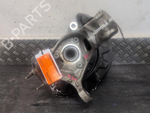 Used Right front steering knuckle Right front steering knuckle SKODA SUPERB III Estate (3V5) 1.4 TSI iV (218 hp) 34694684 34694684