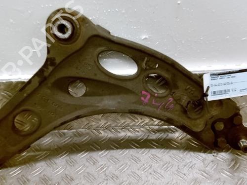 Used Right front suspension arm RENAULT TRAFIC III Van (FG_) 2.0 dCi 120 (FGMN) (120 hp) 26045106