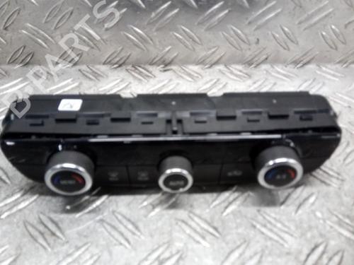 Used Climate control Climate control 26047080 26047080