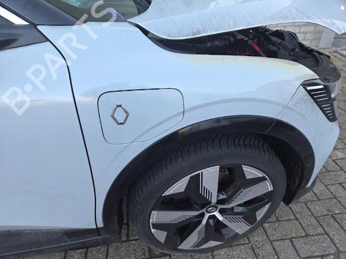 right-front-fenders-renault-megane-e-tech-suv-2021-30638965 main image