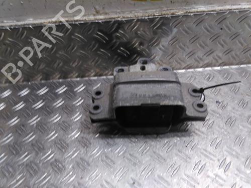 Used Engine mount Engine mount 26042503 26042503