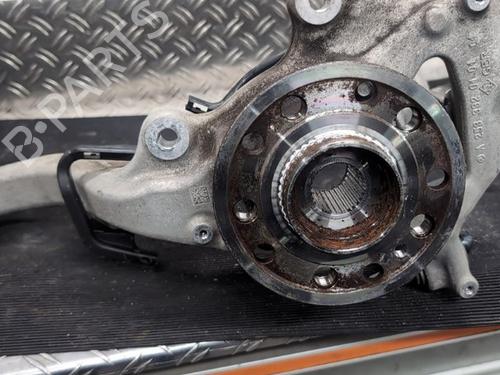 Used Left front steering knuckle MERCEDES-BENZ GLC (X253) 300 e 4-matic (253.953) (320 hp) 30320074
