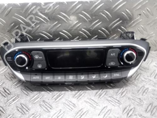 Used Climate control Climate control 26046169 26046169
