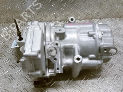 Used AC compressor BMW 3 Touring (G21, G81) 330 i (258 hp) 26047005
