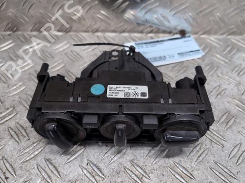 Used Climate control VW UP! (121, 122, BL1, BL2, BL3, 123) 1.0 (60 hp) 26044404
