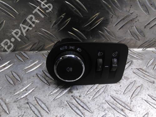 Used Headlight switch OPEL ASTRA K (B16) 1.2 Turbo (68) (110 hp) 26043038