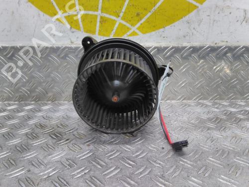 Used Heater blower motor MERCEDES-BENZ CLA Shooting Brake (X118) CLA 200 (118.687) (163 hp) 26044533
