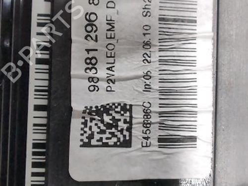 Display monitor PEUGEOT 208 II (UB_, UP_, UW_, UJ_) 1.2 PureTech 100 | BP29749821C48 