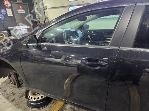 Used Left front door KIA CEED Sportswagon (CD) 1.0 T-GDI (120 hp) 30875296