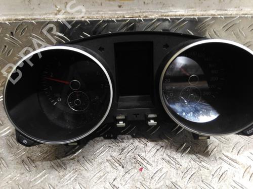 Used Display monitor VW GOLF VI (5K1) 1.2 TSI (105 hp) 26043029