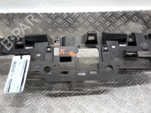 support-toyota-corolla-estate-_e21_-2019-26045118 main image