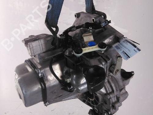 Used Gearbox Gearbox CITROËN C3 III (SX) 1.2 PureTech 82 (83 hp) 29539853 29539853